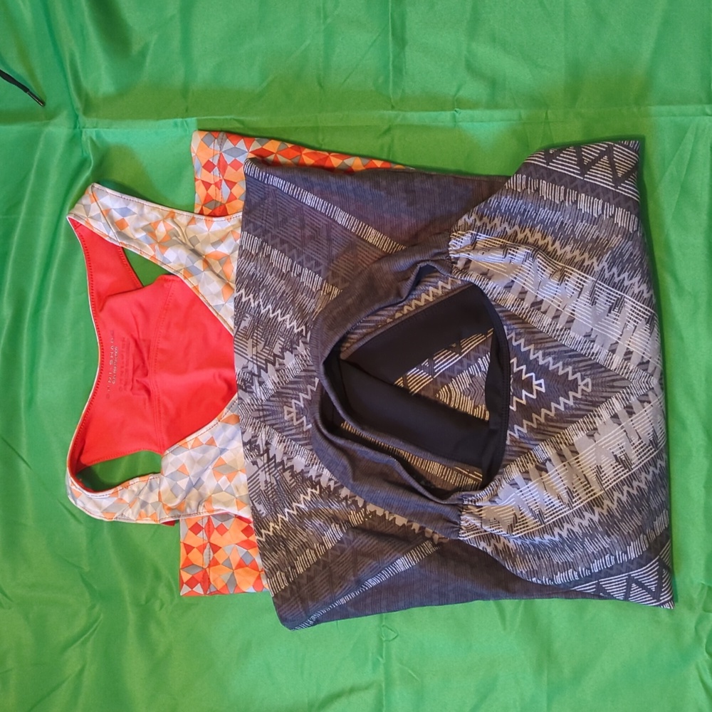Prana Phoebe Cross Back Workout Tank Top XS B4 and Columbia Omni shade tank XS